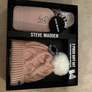 Brand new Steve Madden set